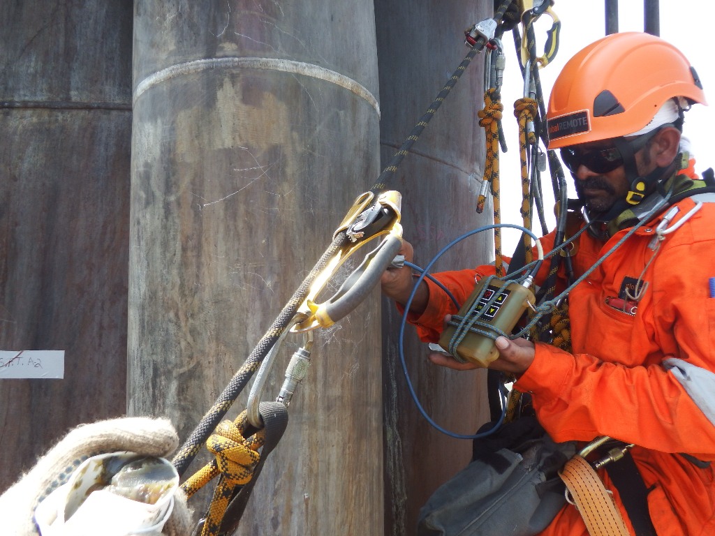 GRI-15-16-020 (ESSAR OIL LTD, NDT Inspection on Flare, Jamnagar)013